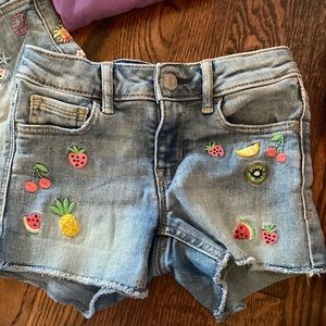 2 pair Girls’ size 8 slim Gap jean shorts